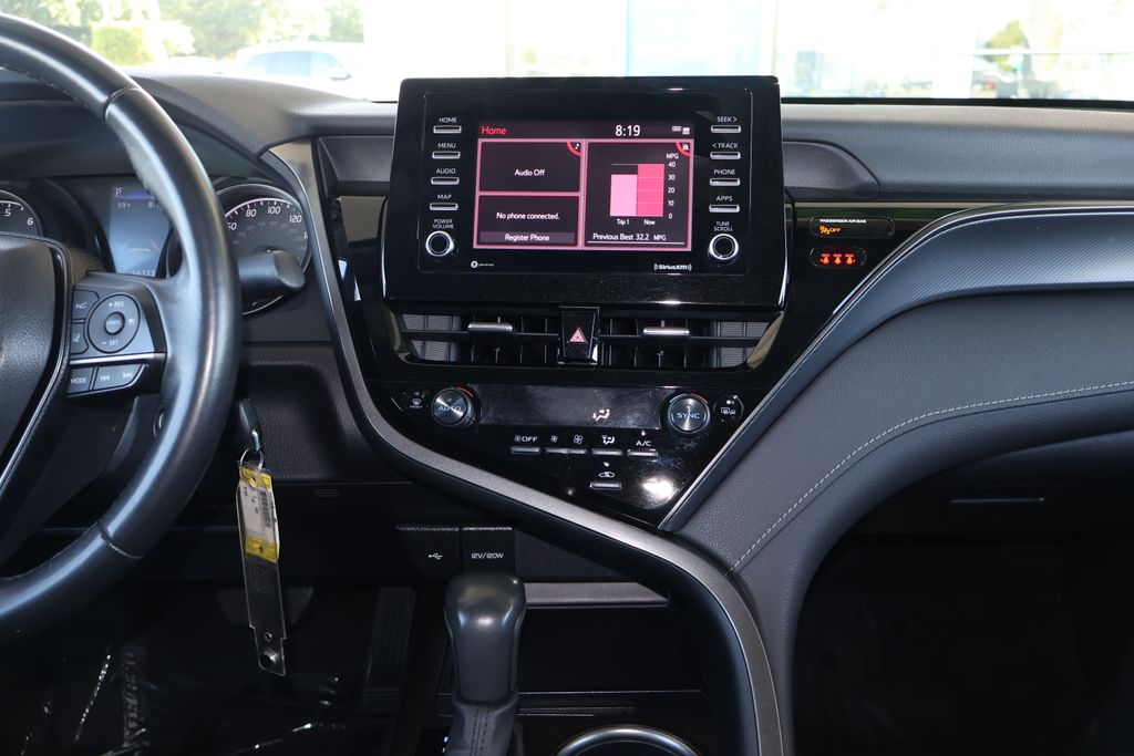 2023 Toyota Camry SE 14