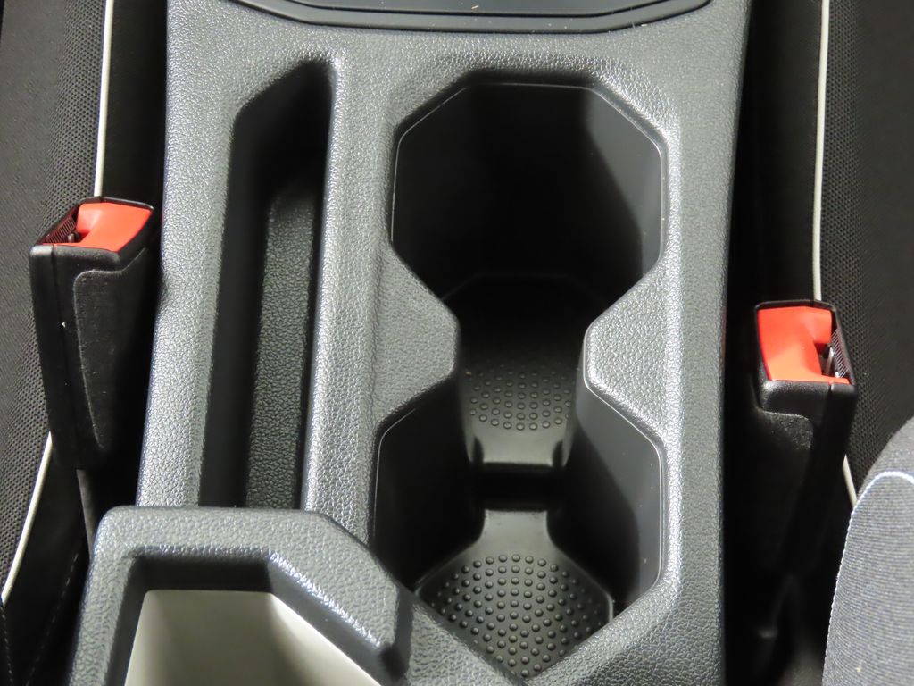 Thumbnail: 2023 Volkswagen Jetta - 22