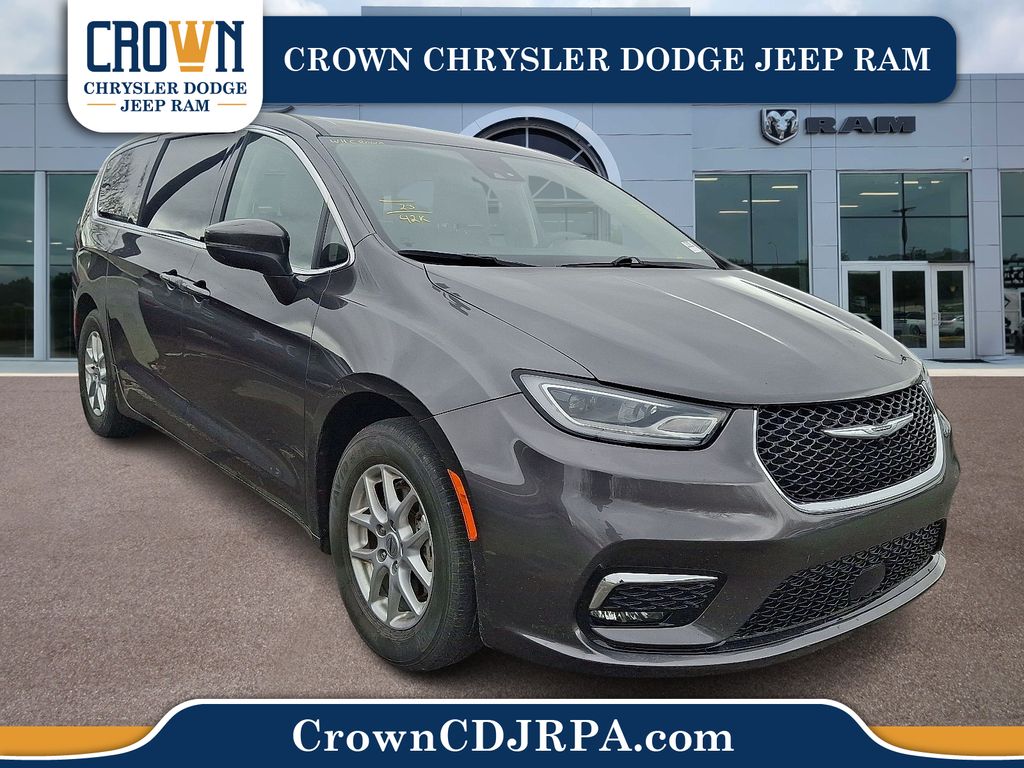 2023 Chrysler Pacifica Touring L FWD