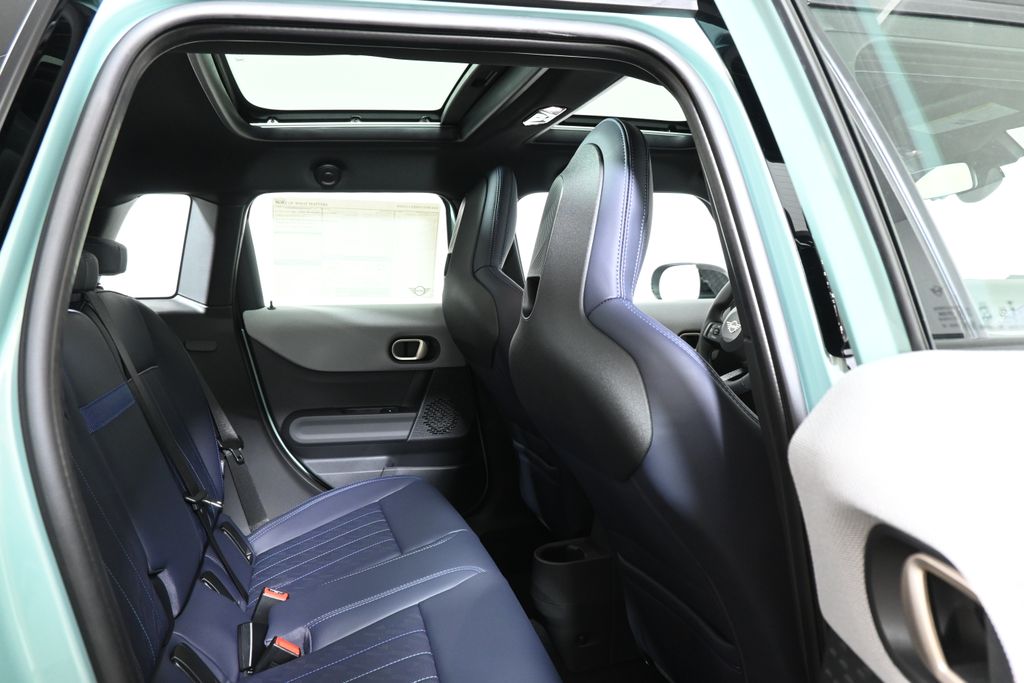 Thumbnail: 2026 MINI Cooper - 19