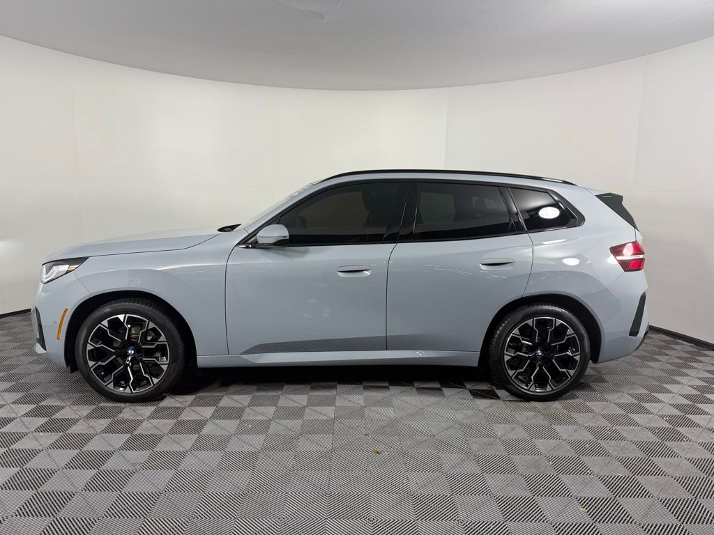 Thumbnail: 2025 BMW X3 - 8