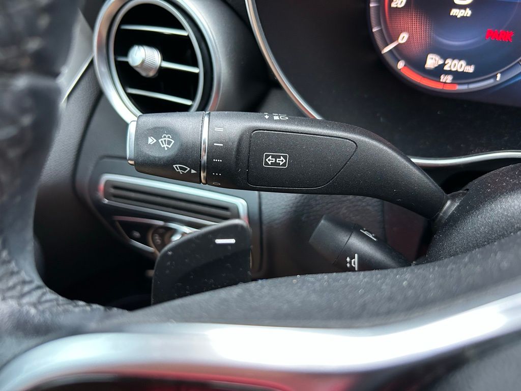 Thumbnail: 2021 Mercedes-Benz C-Class - 22