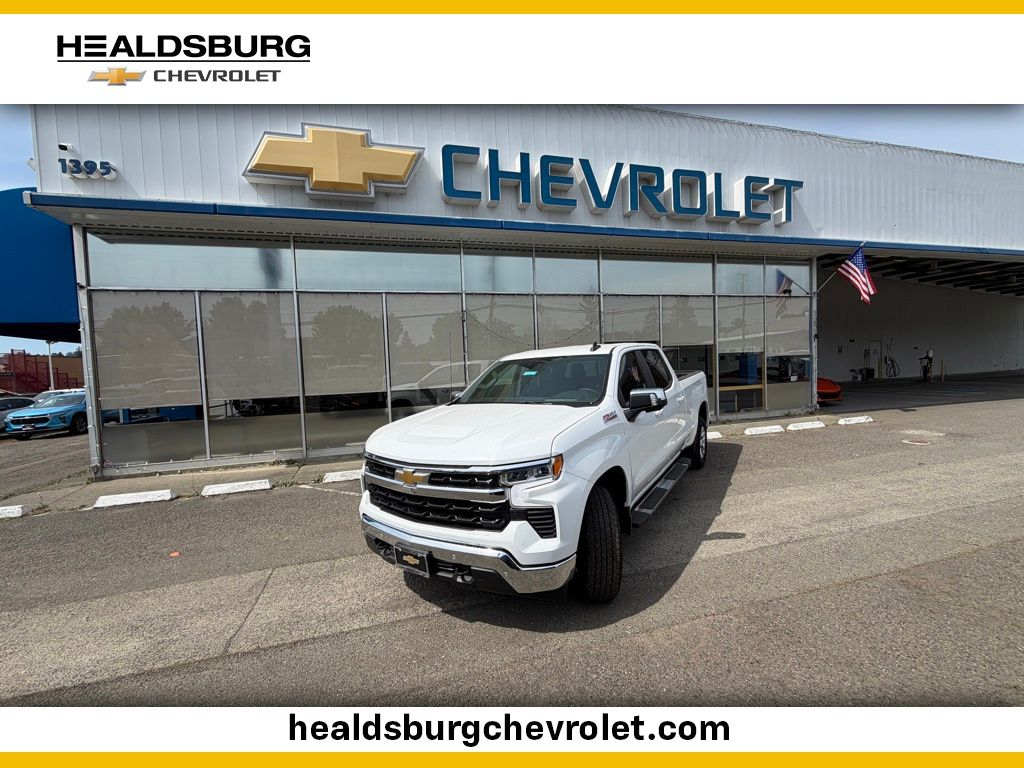 Summit White 2026 Chevrolet Silverado 1500 LT Crew Cab 4WD Pickup Truck Four-Wheel Drive Automatic
