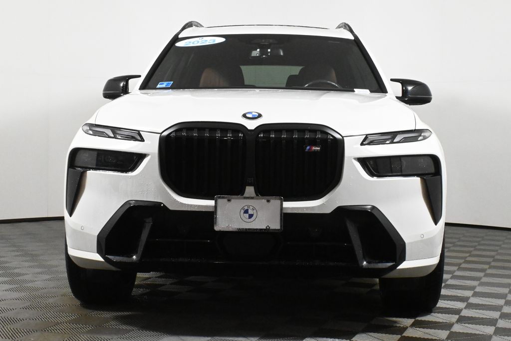 2023 BMW X7 M60i 10