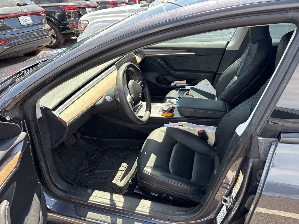 Thumbnail: 2023 Tesla Model 3 - 8