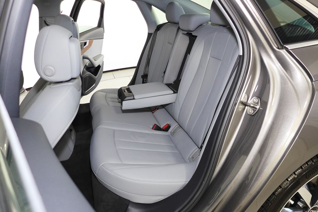 Thumbnail: 2022 Audi A4 - 21