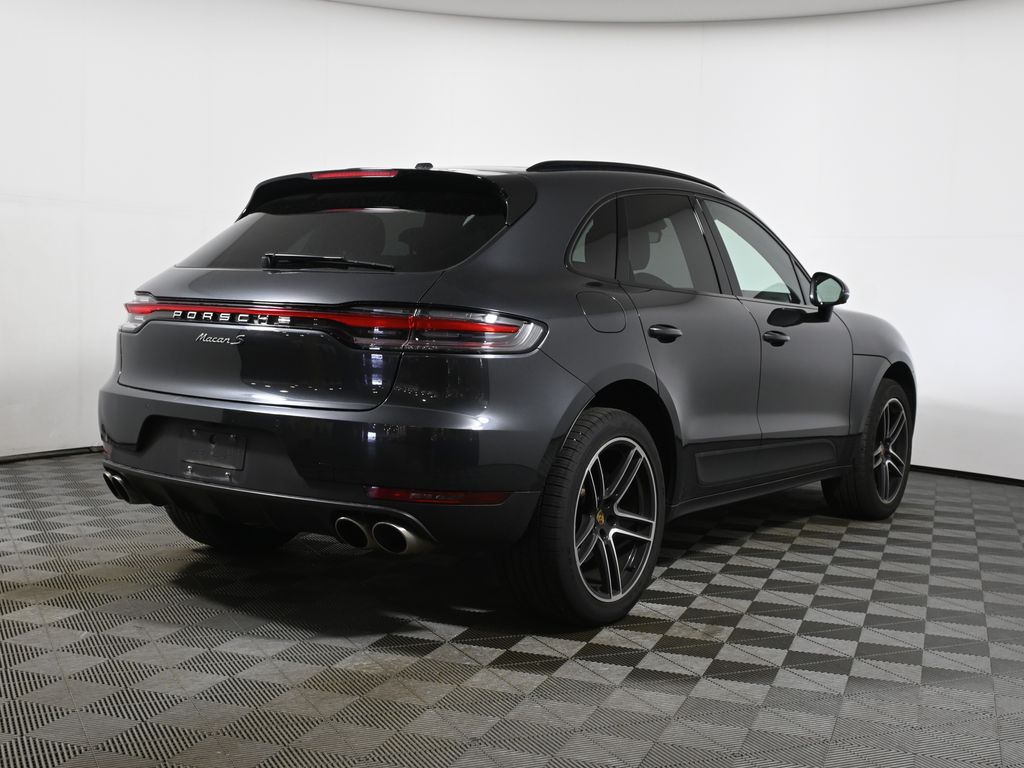 Thumbnail: 2021 Porsche Macan - 10