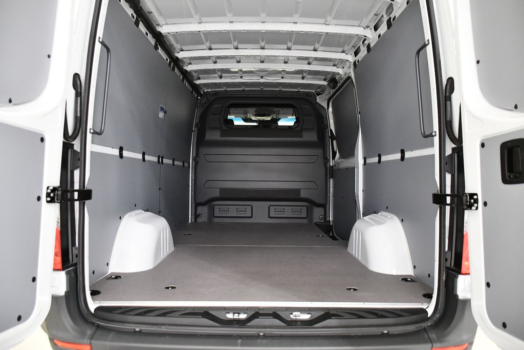 Thumbnail: 2026 Mercedes-Benz Sprinter - 30