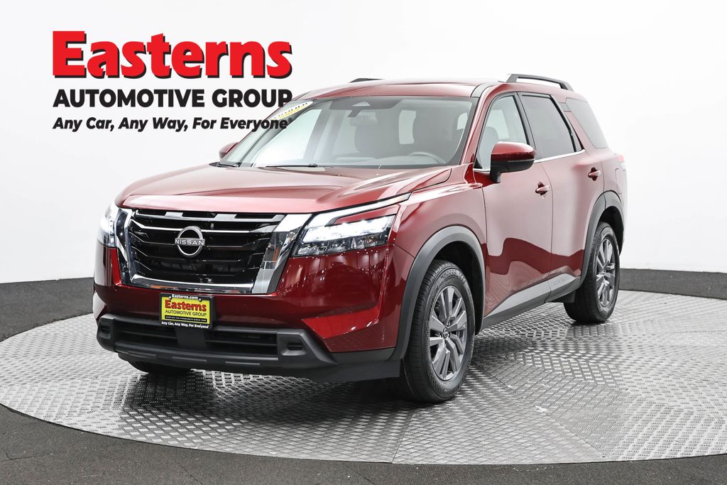 Red (Scarlet Ember Tintcoat) 2025 Nissan Pathfinder SUV / Crossover Front-Wheel Drive 9-Speed Automatic