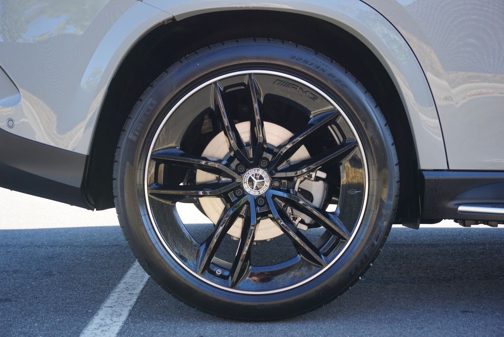 Thumbnail: 2026 Mercedes-Benz GLE - 18