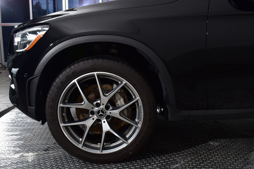 2022 Mercedes-Benz GLC 300 9