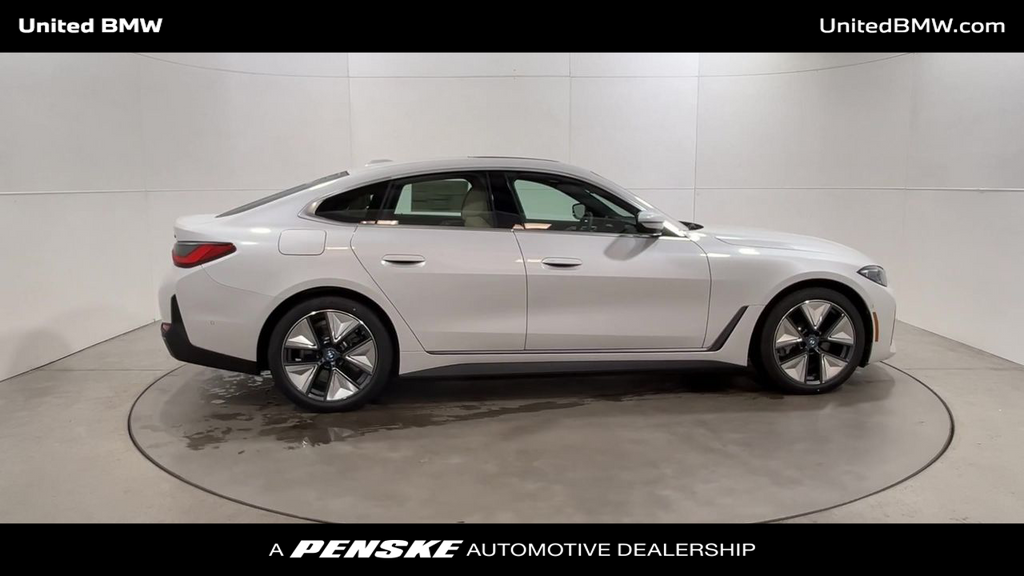 2024 BMW i4 xDrive40 9