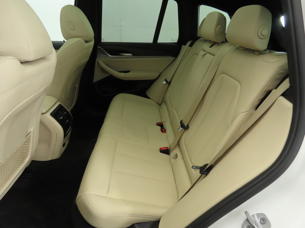 Thumbnail: 2021 BMW X3 - 21