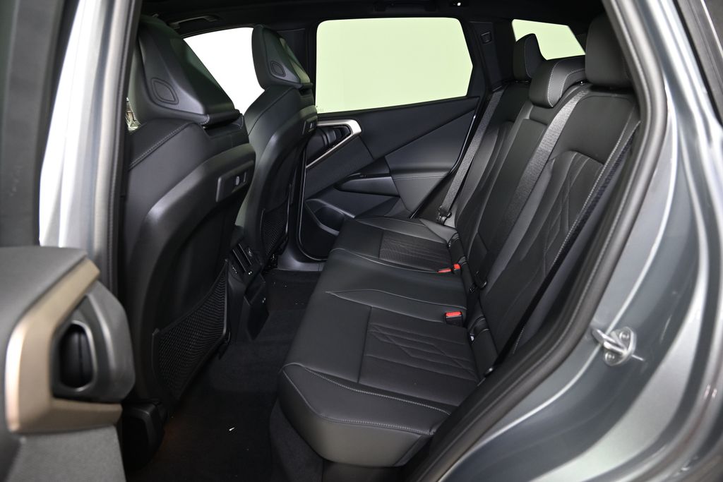 Thumbnail: 2025 BMW X3 - 24