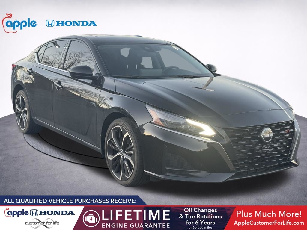 2024 Nissan Altima SR
