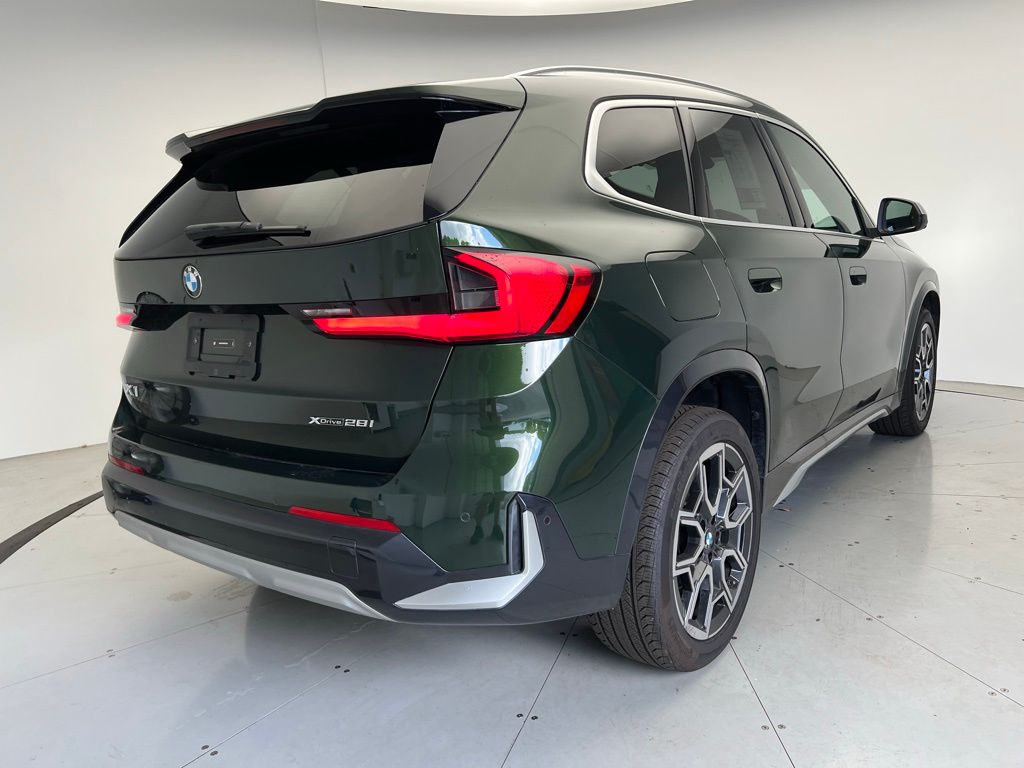 Thumbnail: 2024 BMW X1 - 3