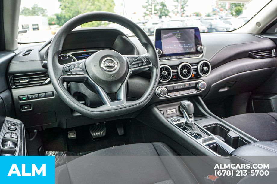 Used 2024 Gray Nissan SV image 27