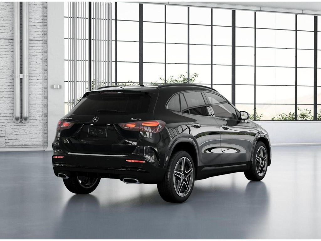 Thumbnail: 2026 Mercedes-Benz GLA - 22