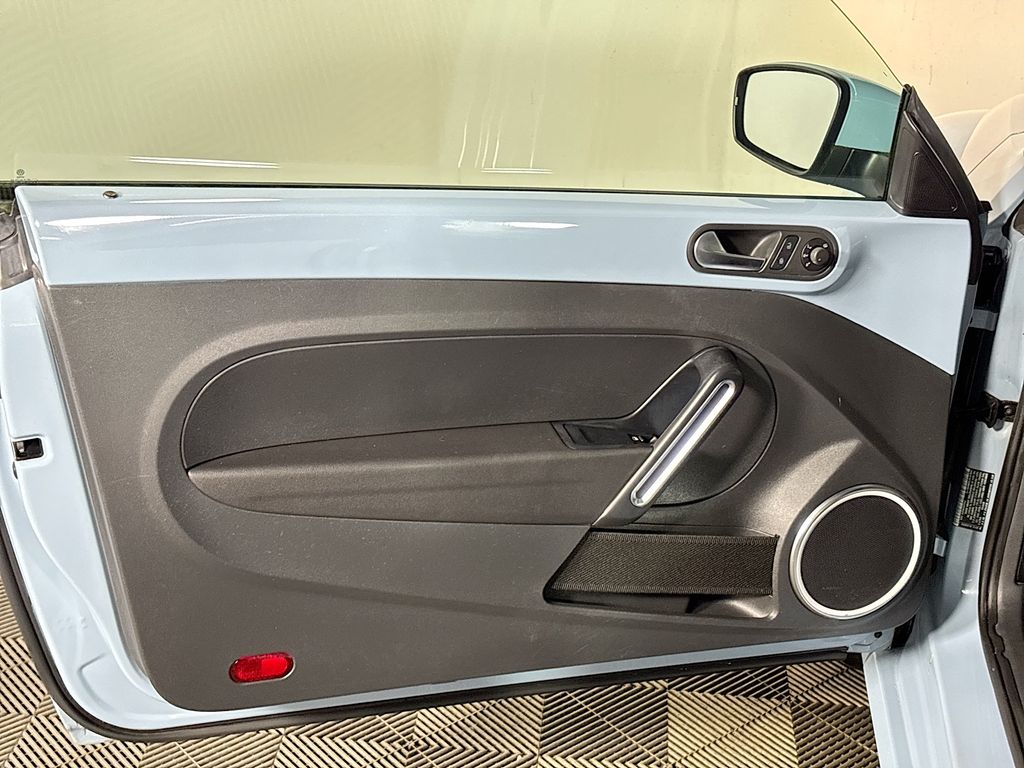 2014 Volkswagen Beetle 2.5L