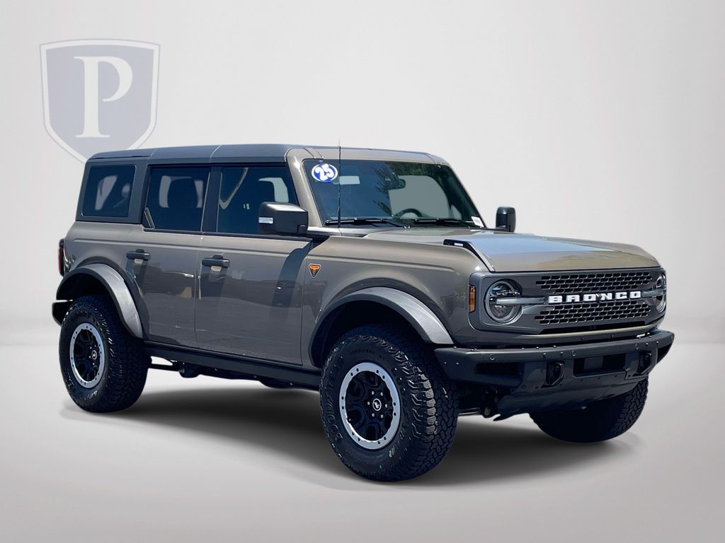 2025 Ford Bronco Badlands 4x4's photo