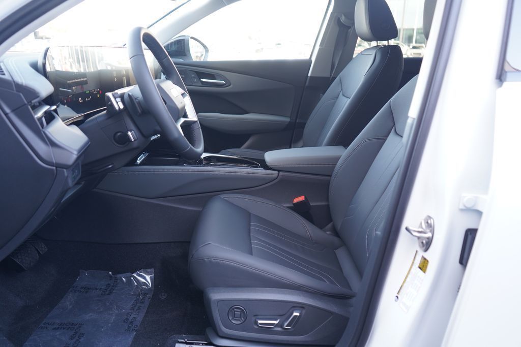 Thumbnail: 2026 Audi Q3 - 6