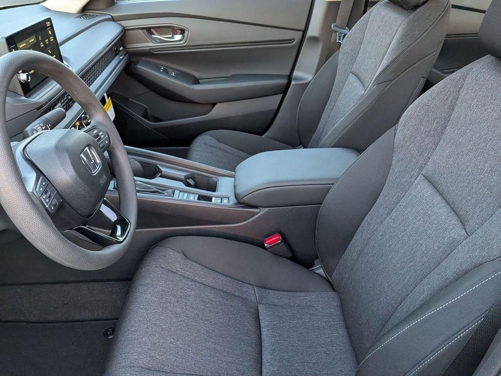 2026 Honda Accord SE - Photo 12