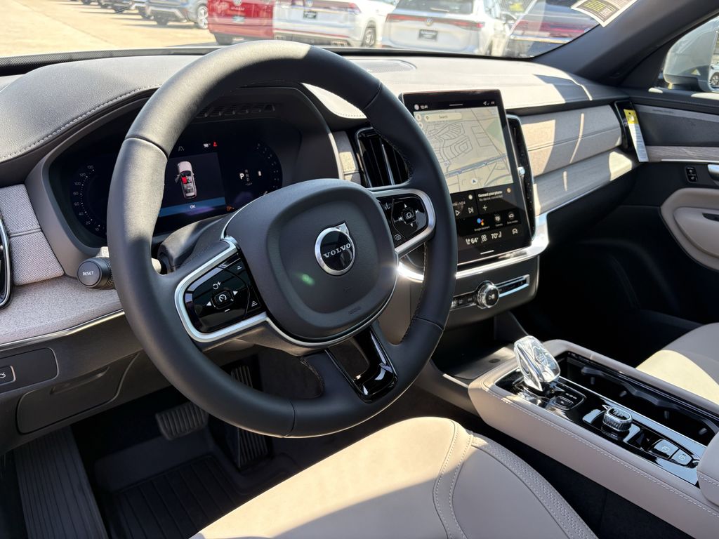 New 2026 Vapour Grey Volvo B6 Plus 7-Seater image 14