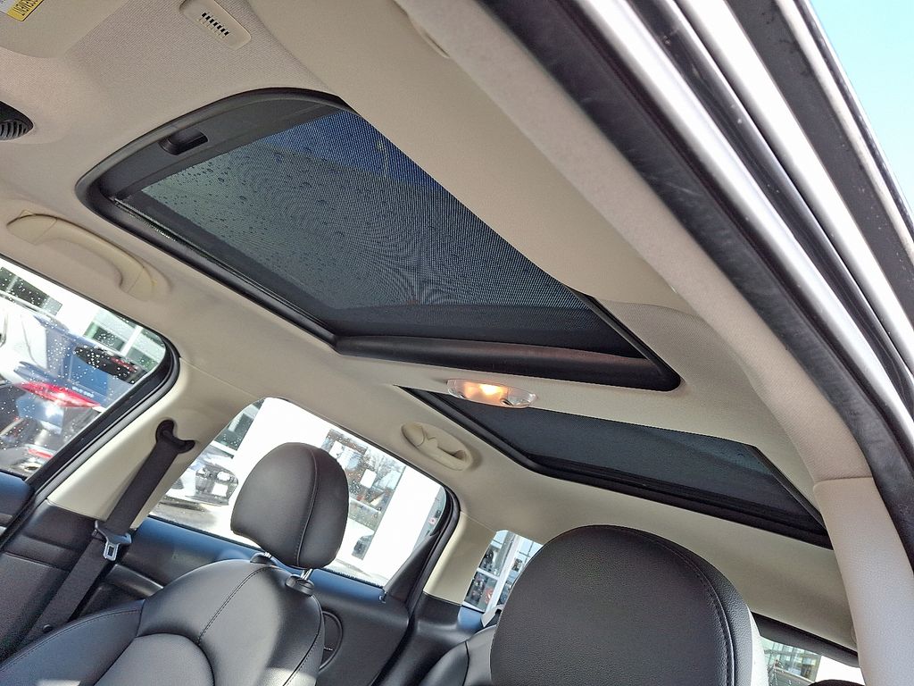 Thumbnail: 2016 MINI Cooper Countryman - 14