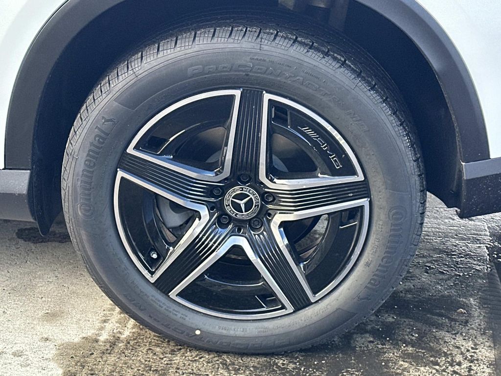 Thumbnail: 2026 Mercedes-Benz GLC - 7