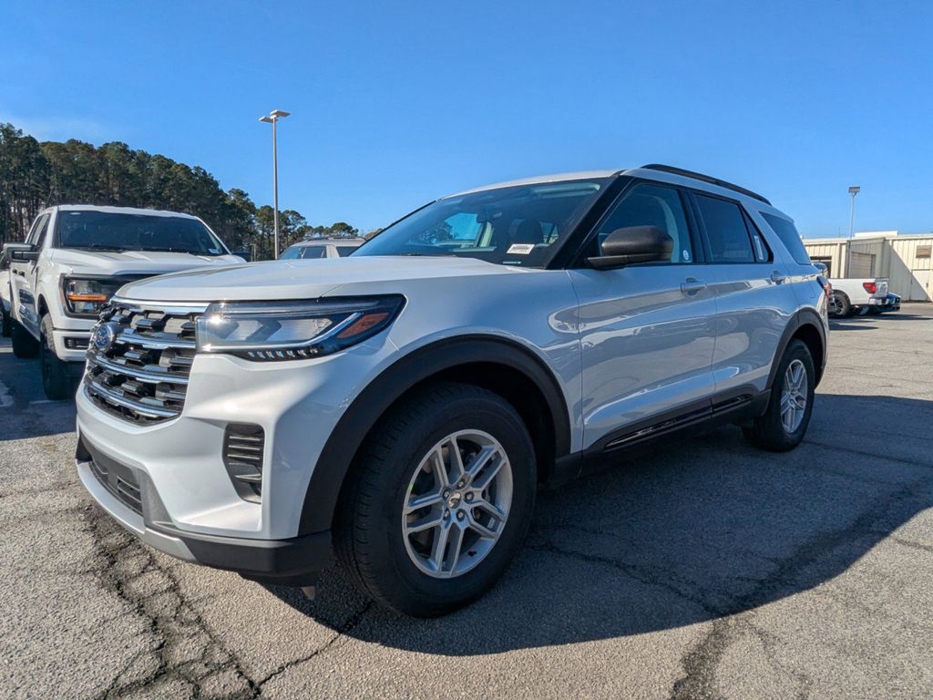 2026 Ford Explorer Active w/200A Pkg