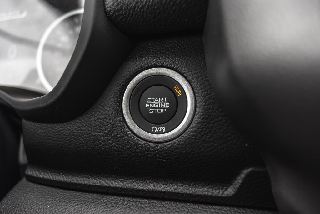 2026 Ram 1500 Laramie thumbnail 22