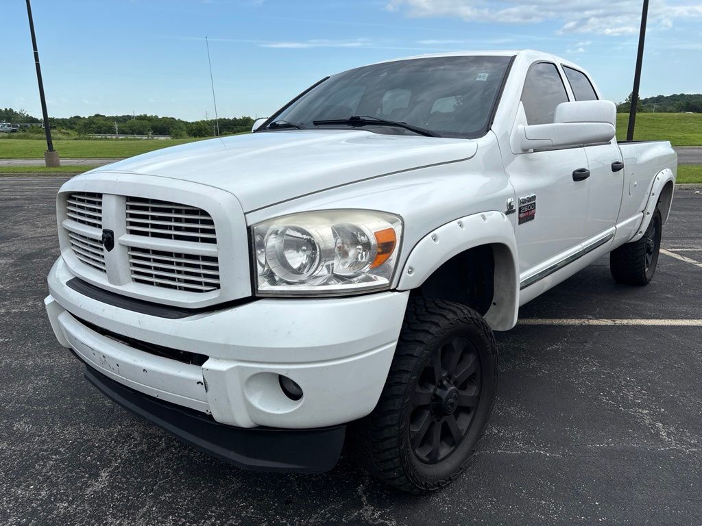 Bright White 2007 Dodge RAM 2500 Laramie Quad Cab 4WD Pickup Truck Four-Wheel Drive 4-Speed Automatic