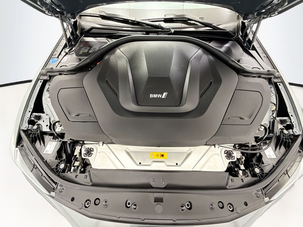 Thumbnail: 2025 BMW i4 - 28