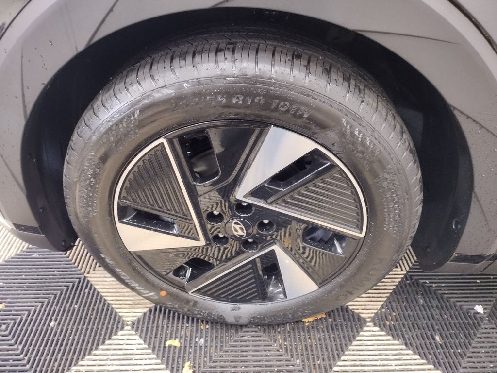 2026 Hyundai IONIQ 5 SE Standard Range