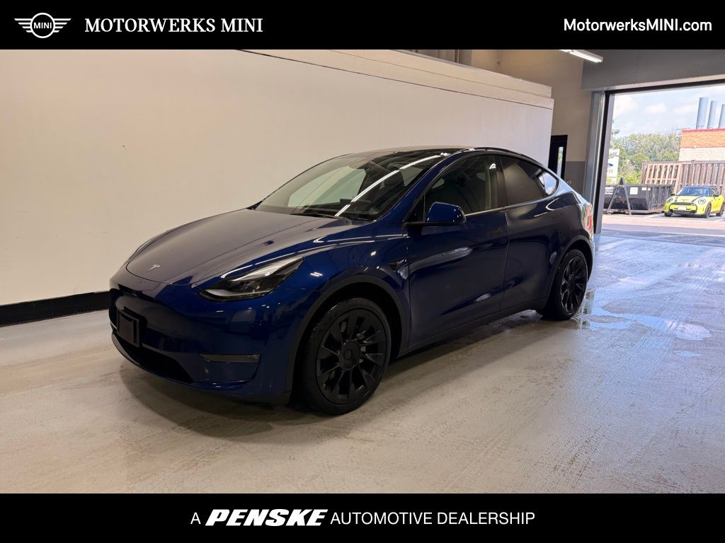 Thumbnail: 2023 Tesla Model Y - 1