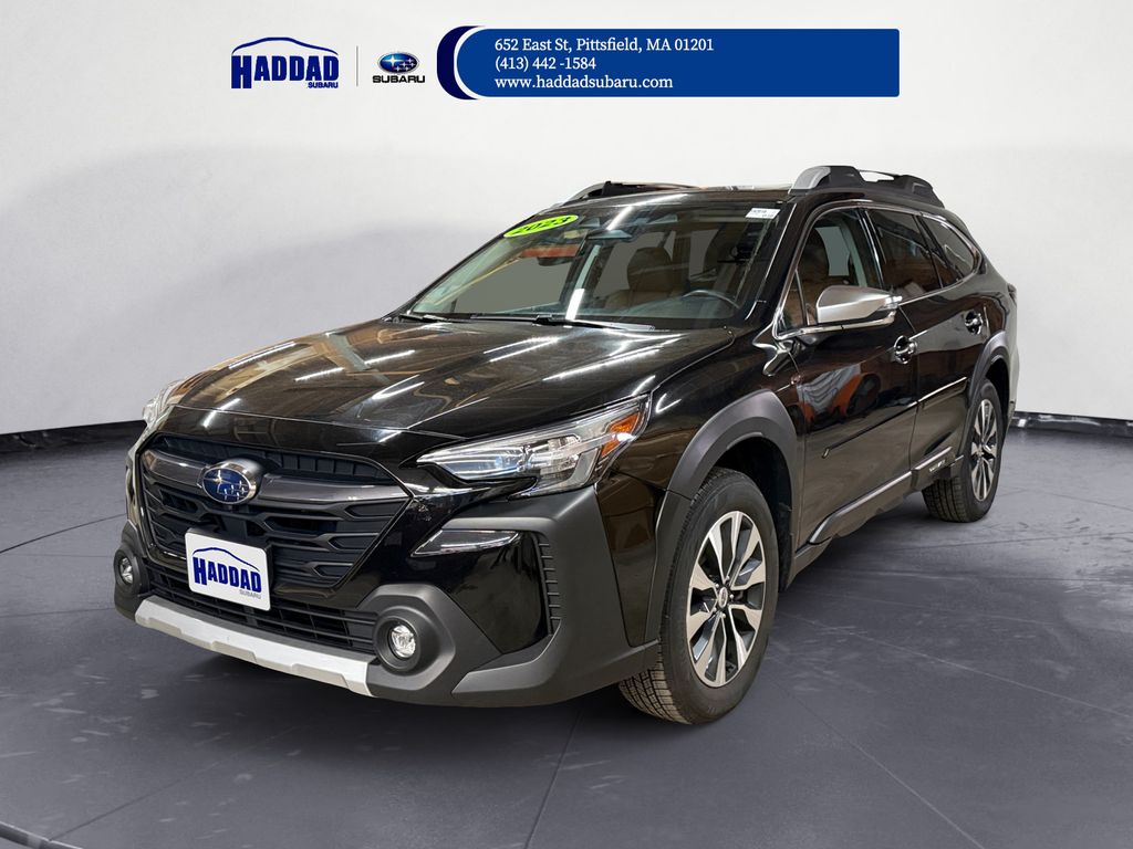 2023 Subaru Outback Touring photo