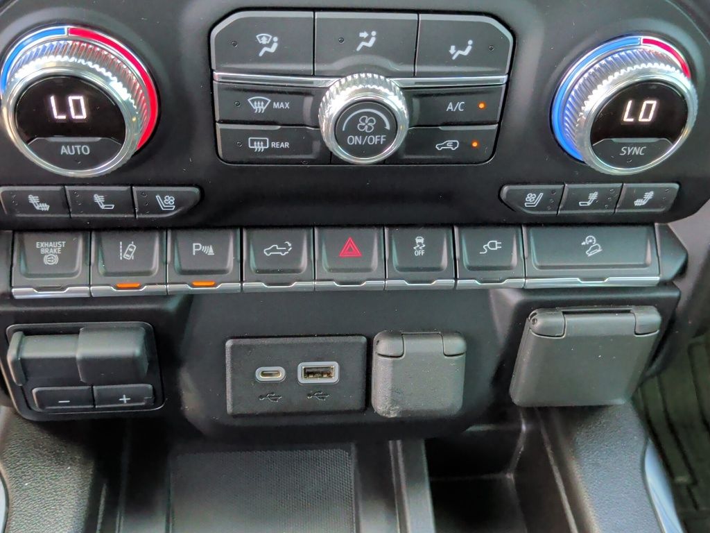 2022 GMC Sierra 2500HD Denali Black at AutoSavvy Houston Northwest