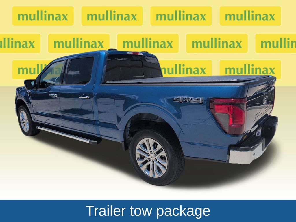 Certified Used 2025 Blue Ford XLT image 8