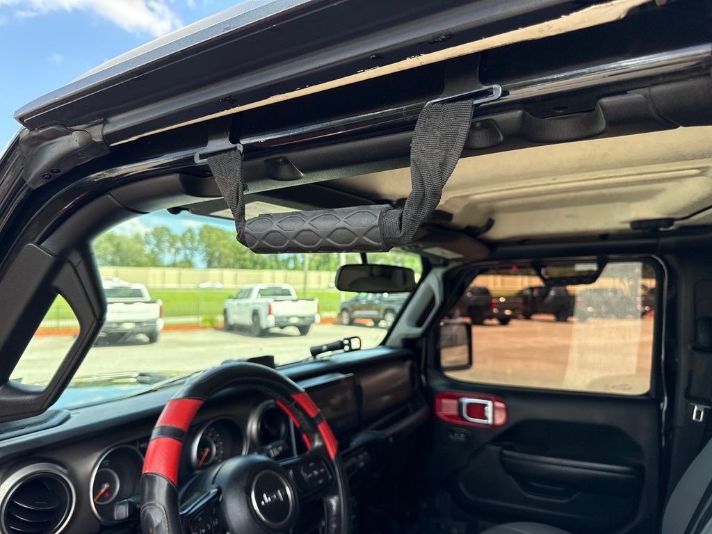 Used 2020 Jeep Wrangler SUV
