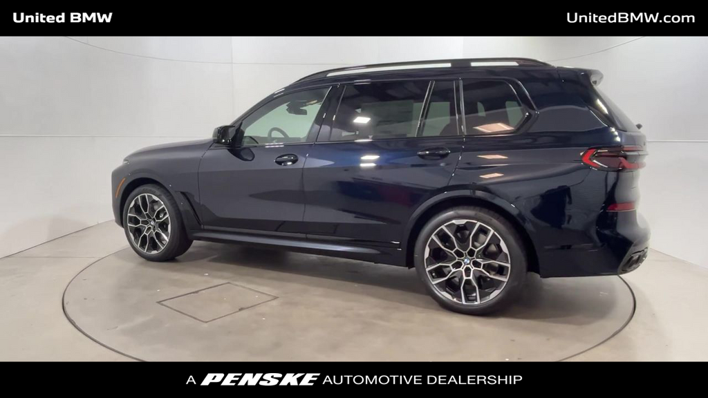 2025 BMW X7 M60i 6