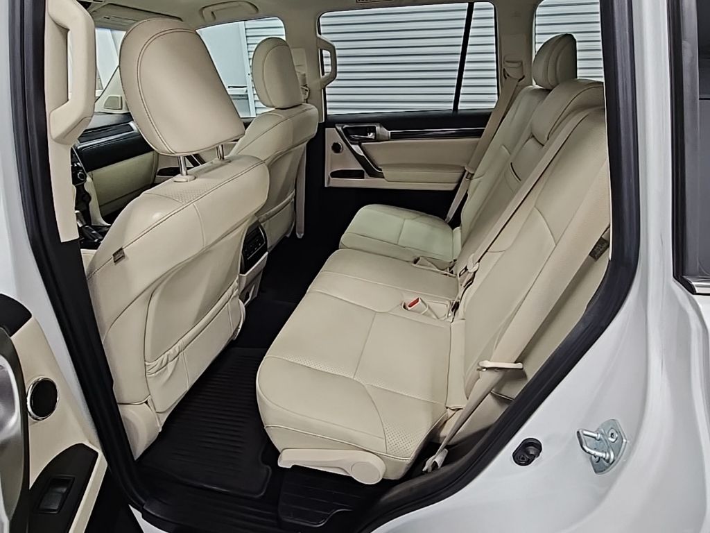 2022 Lexus GX GX photo