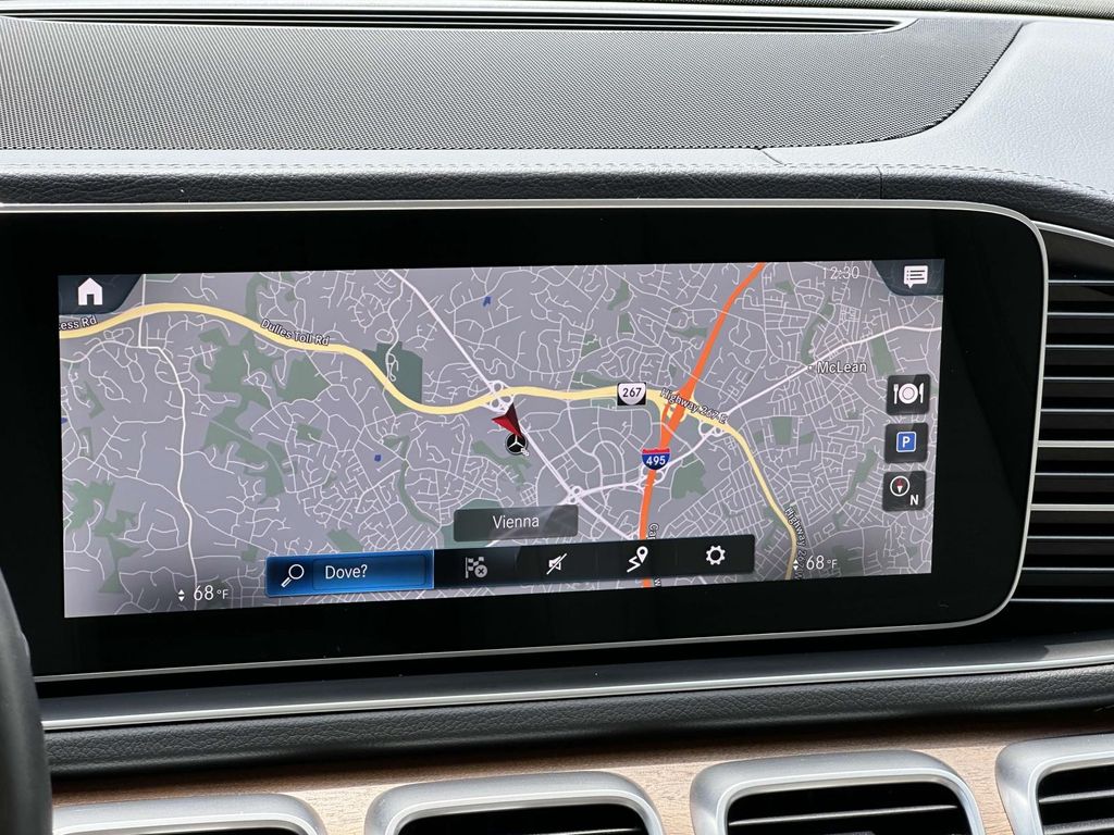 2022 Mercedes-Benz GLS 450 4MATIC 9