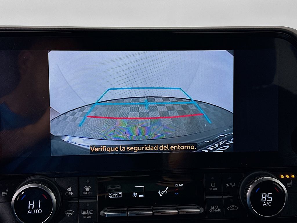 Thumbnail: 2023 Toyota Highlander - 13