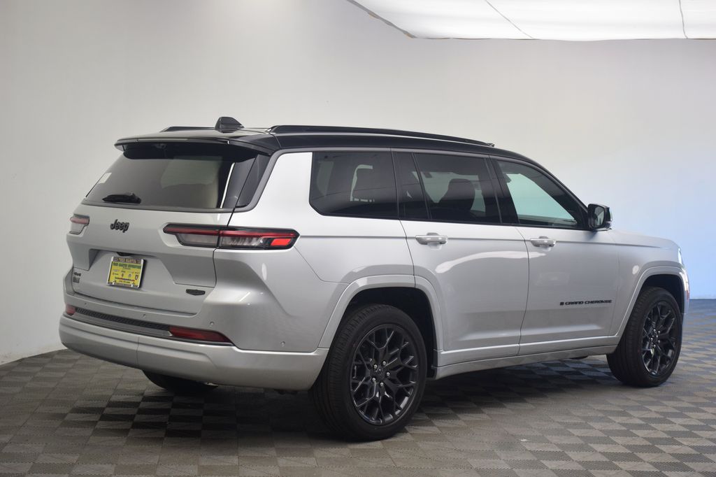 new 2026 Jeep Grand Cherokee L car, priced at $62,018