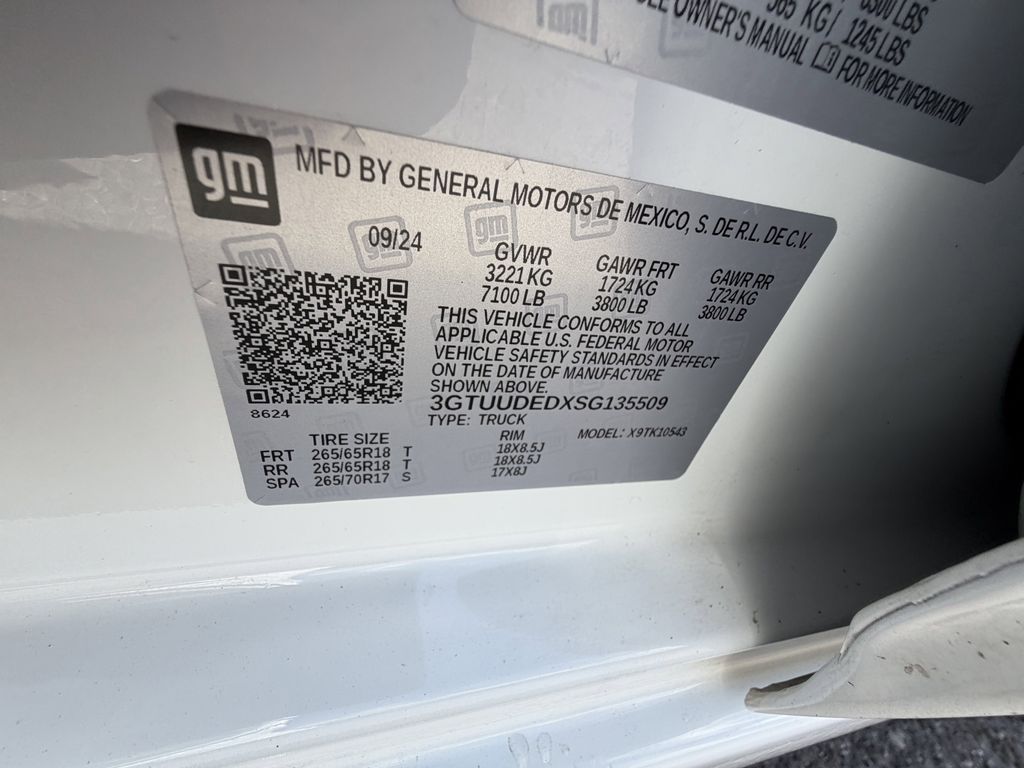 used 2025 GMC Sierra 1500 car, priced at $45,791