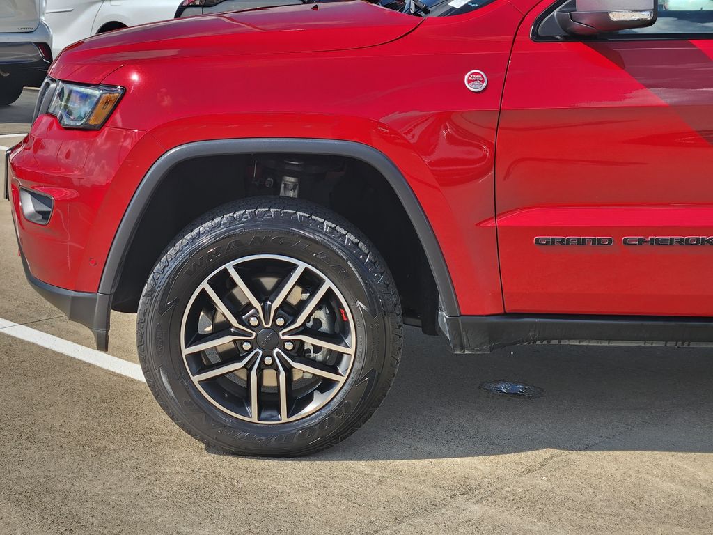 2019 Jeep Grand Cherokee Trailhawk Red at Autostrade