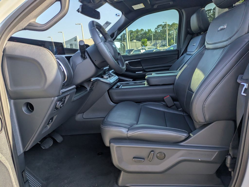 2025 Ford Expedition Platinum MAX