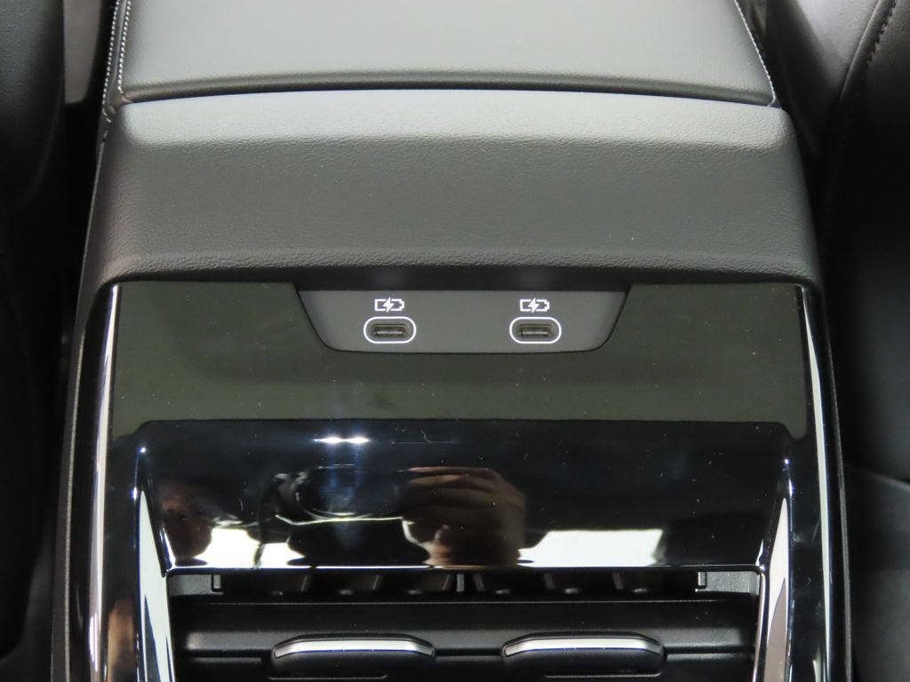 Thumbnail: 2026 Audi A6 - 23