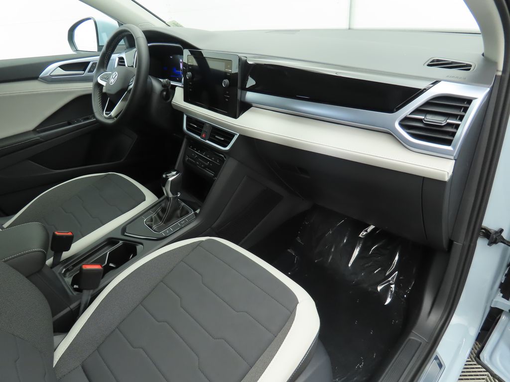 Thumbnail: 2026 Volkswagen Taos - 15