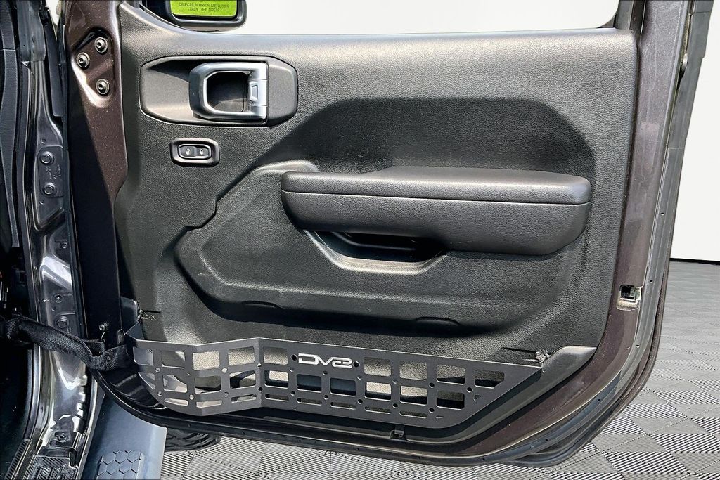 Used 2018 Jeep Wrangler SUV